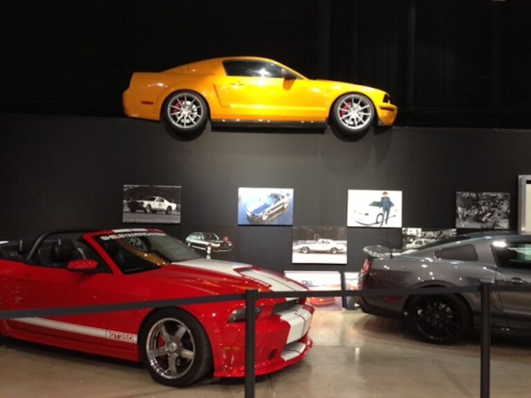 017_shelbymuseumautomobileonwall